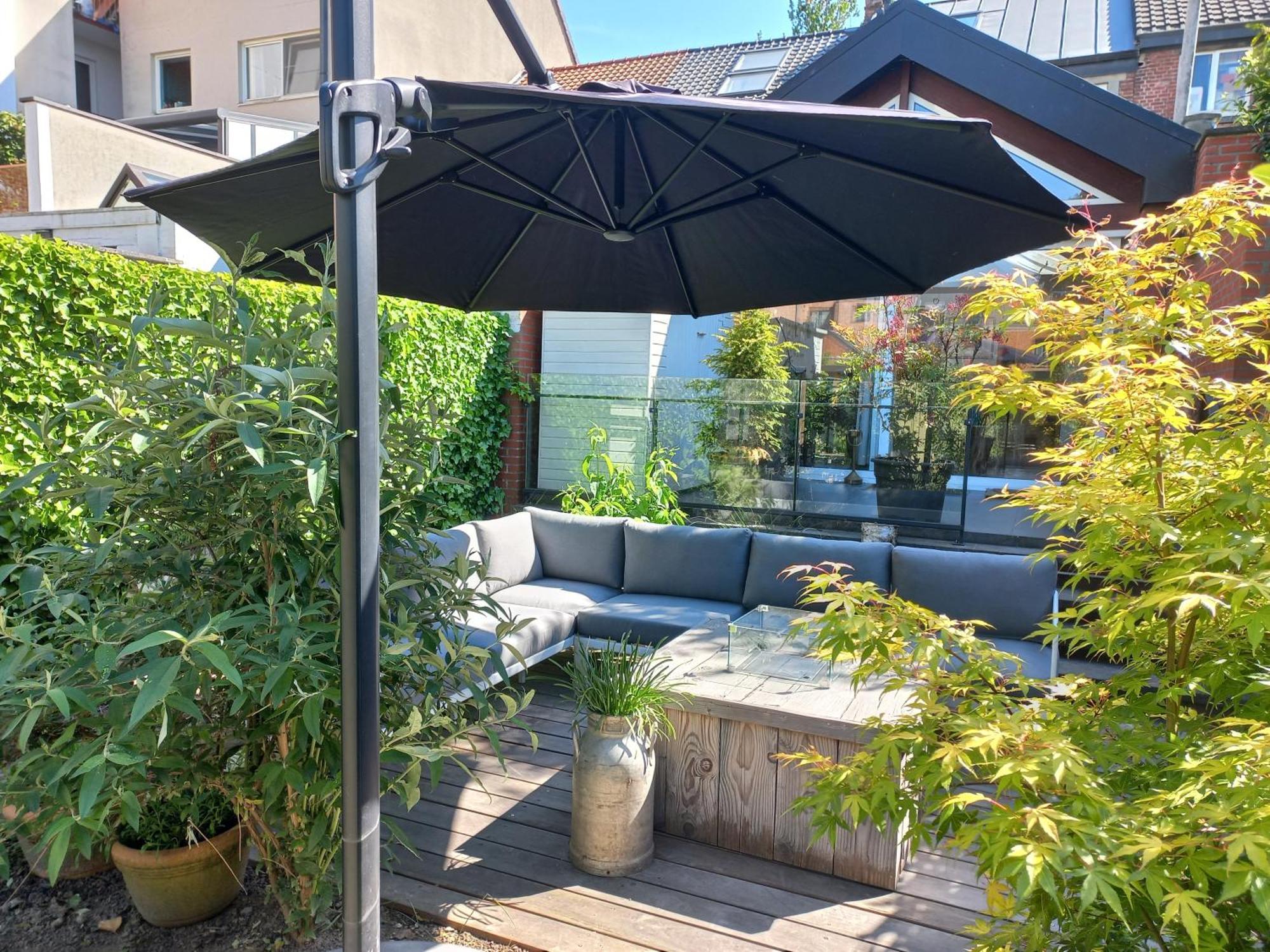 Вилла On-Ge-WoonAd Hasselt  Экстерьер фото